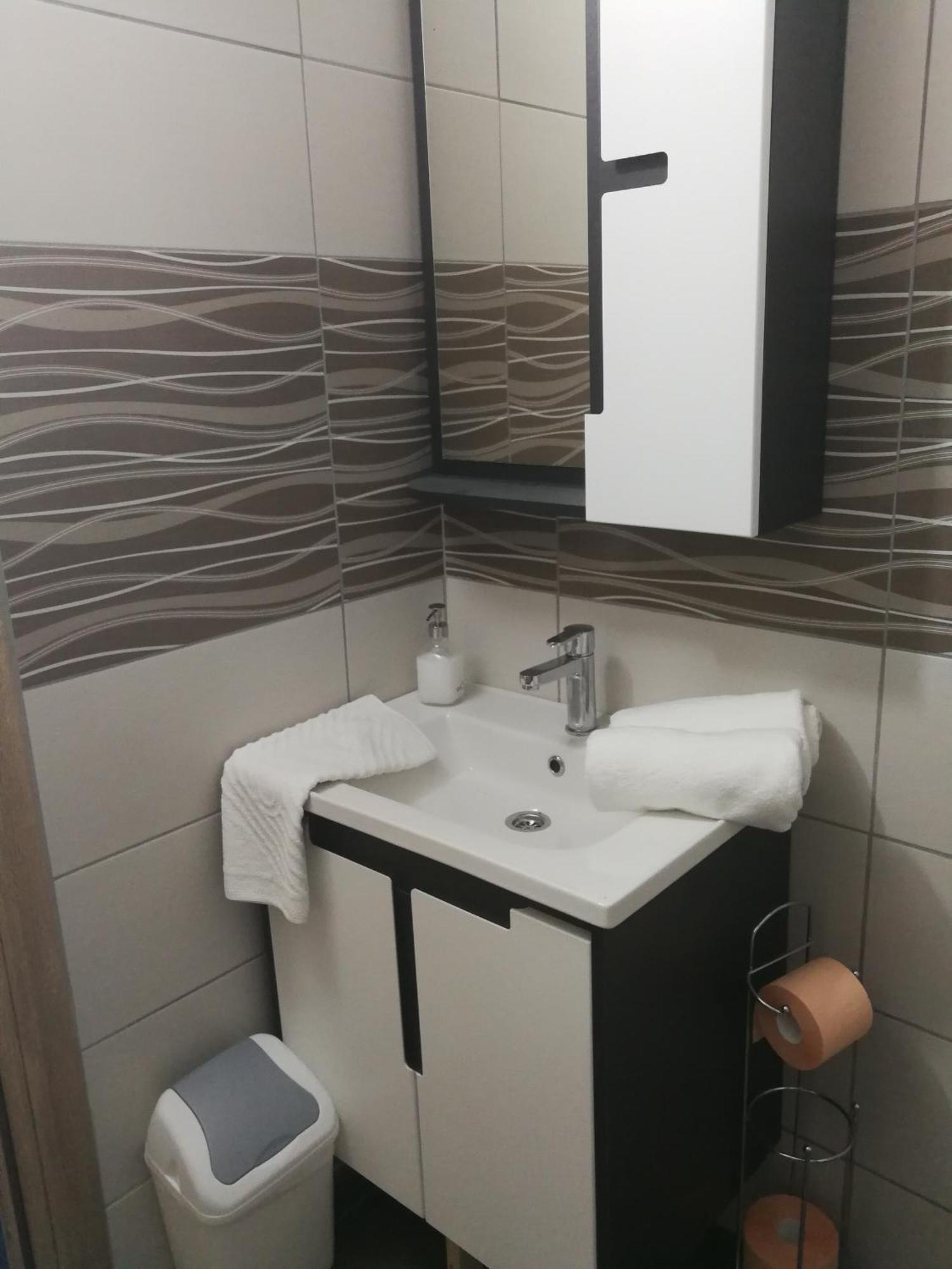 Apartments With A Parking Space Smoljanac, Plitvice - 12345 Room photo